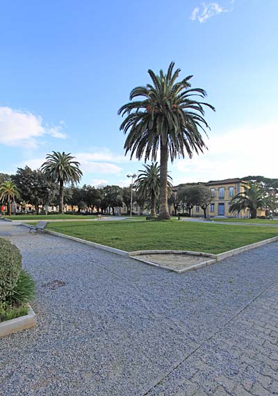 Forte dei Marmi Piazza Dante